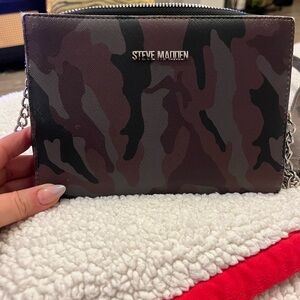 Steve Madden Camouflage Crossbody Bag